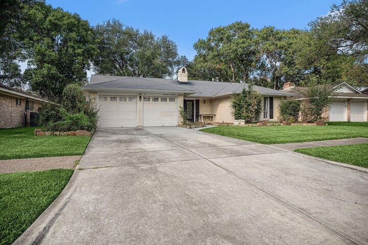 Property Photo:  1717 Lexington Street  TX 77536 