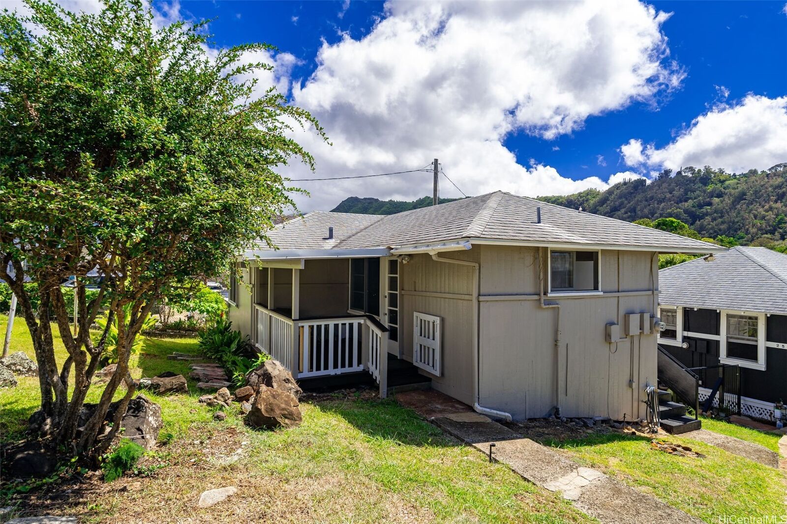 Property Photo:  2567 Liliha Street A  HI 96817 