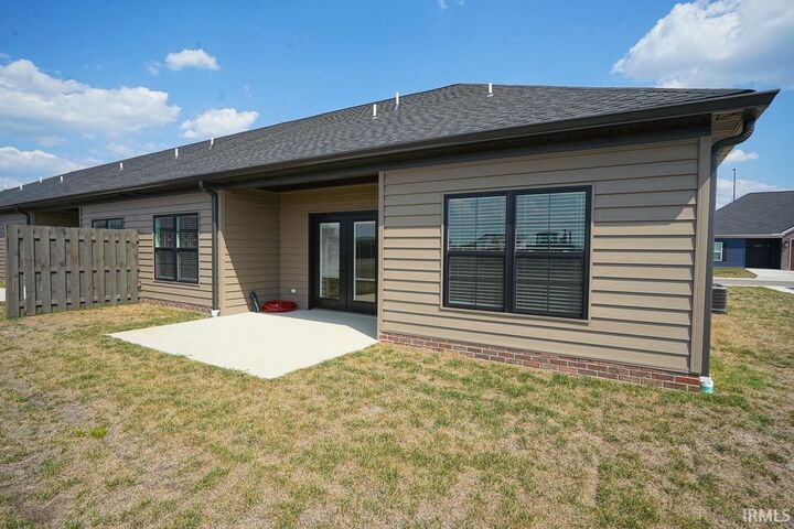 Property Photo:  3895 High Pointe Lane  IN 47630 