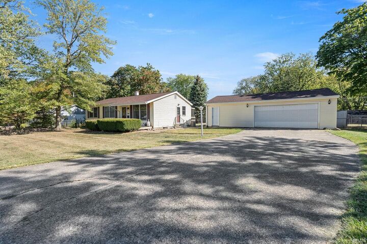Property Photo:  3020 White Oak Avenue  IN 46805 
