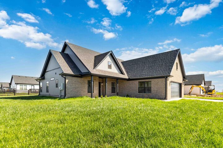 Property Photo:  536 Chickasaw Drive  KY 40475 