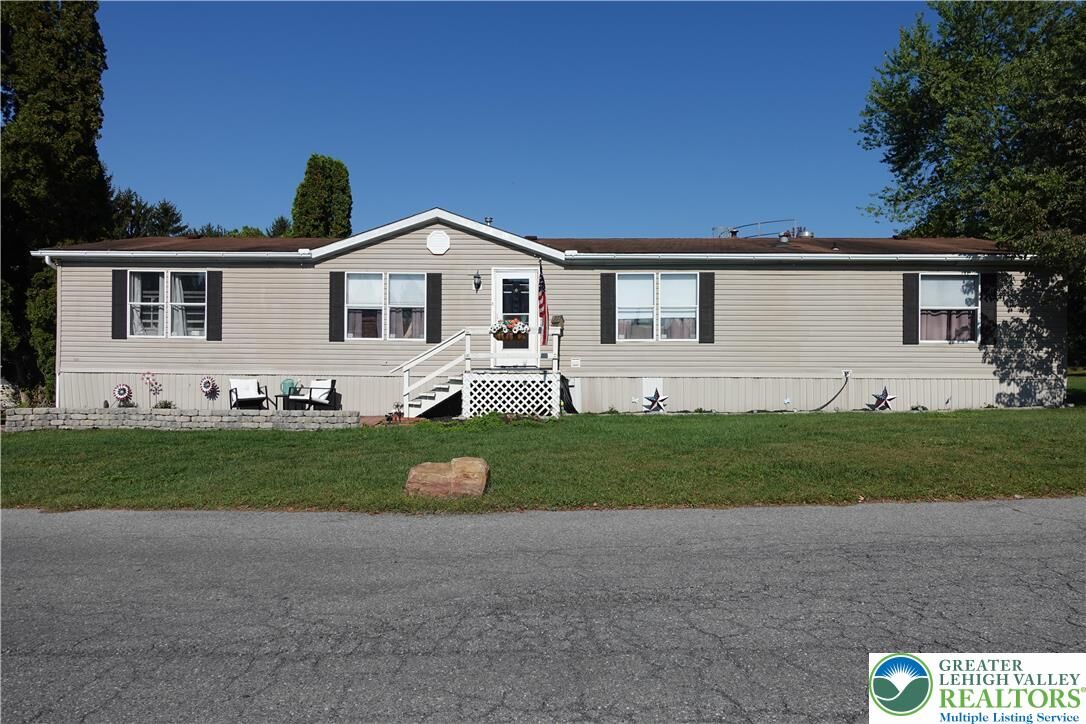 Property Photo:  3413 Cougar Circle  PA 18069 