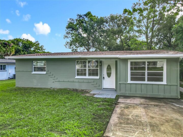 Property Photo:  530 S Carpenter Avenue  FL 32763 