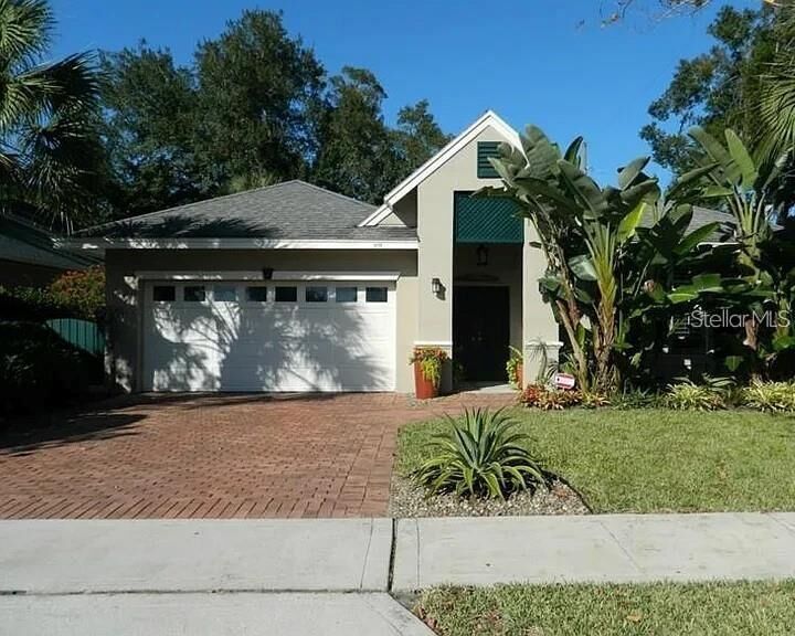 Property Photo:  1111 Eastern Way  FL 32804 