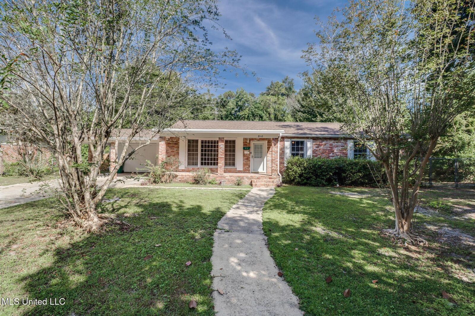 Property Photo:  810 23rd Street  MS 39501 