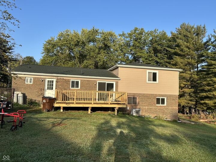 Property Photo: 7951 N 400 W IN 47201