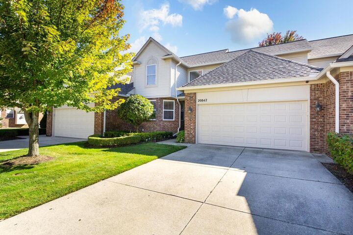 20842 Kenmare Drive  Macomb MI 48044 photo
