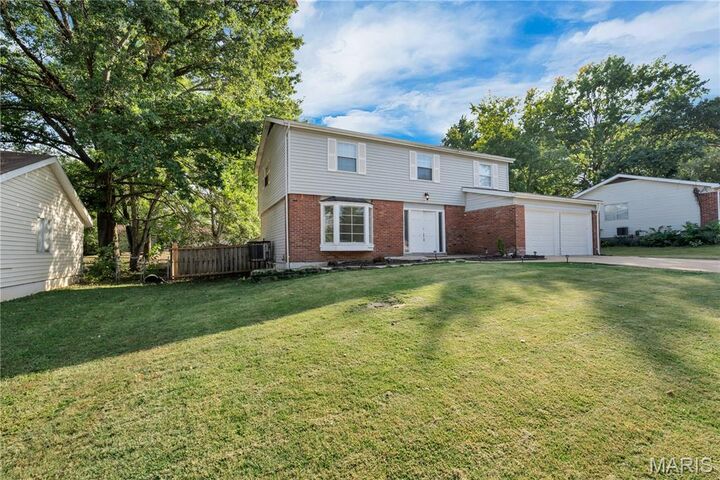 Property Photo:  1828 Arrowpoint Drive  MO 63138 