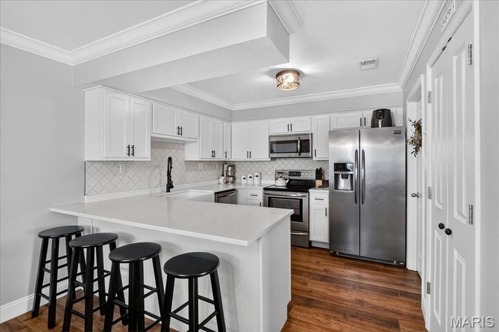 Property Photo:  2552 Coppergate Square Drive  MO 63129 