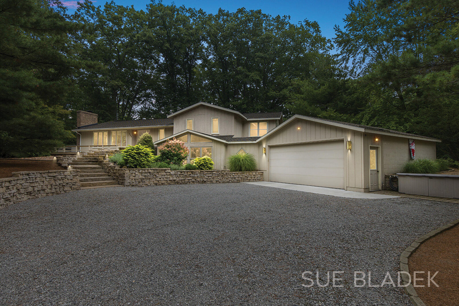 Property Photo:  7135 Lakeshore Avenue  MI 49460 
