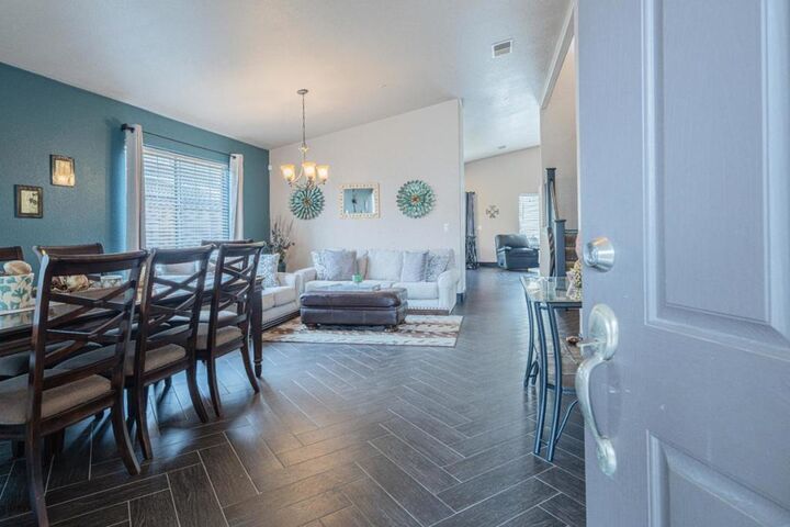 Property Photo:  831 Cactus Court  CA 93905