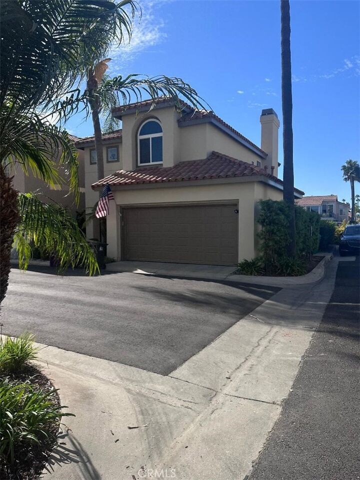 Property Photo: 347 Empire Landing CA 90803