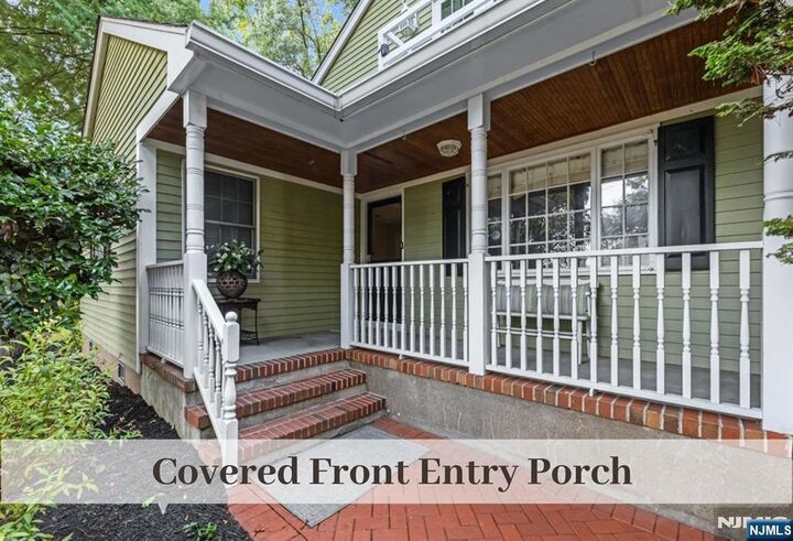 Property Photo:  10 N Hillside Place  NJ 07450 