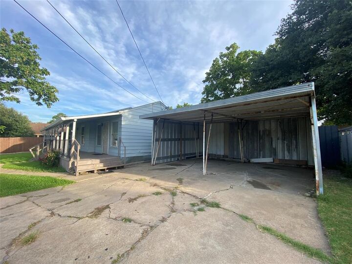 Property Photo:  1613 Magnolia Drive  TX 75149 