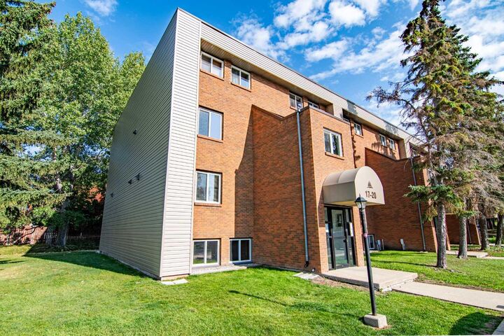 Property Photo: 80 Piper Drive 19 AB T4P 1H8