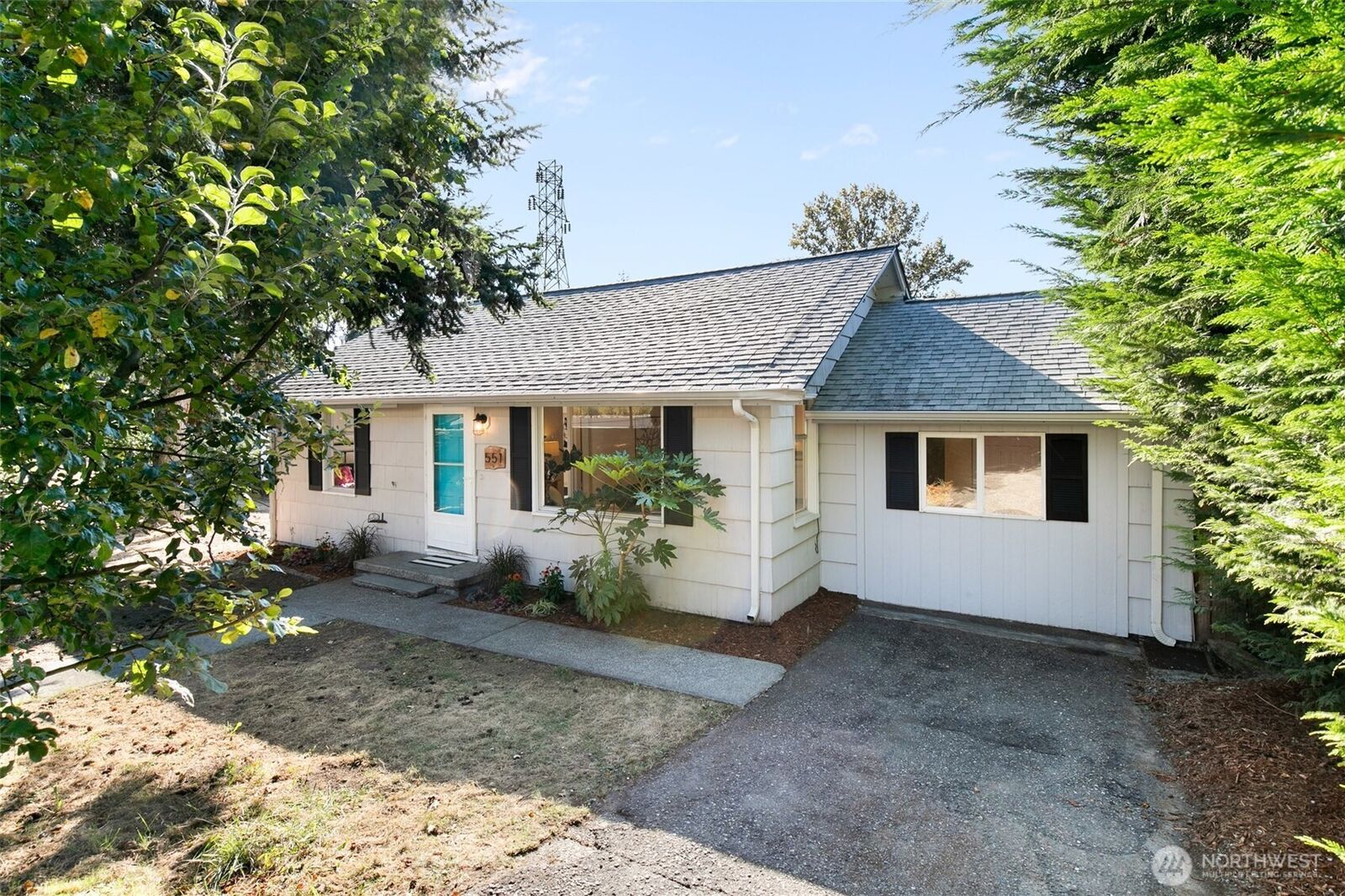 Photo de la propriété:  551  Grandey Way NE  WA 98056 