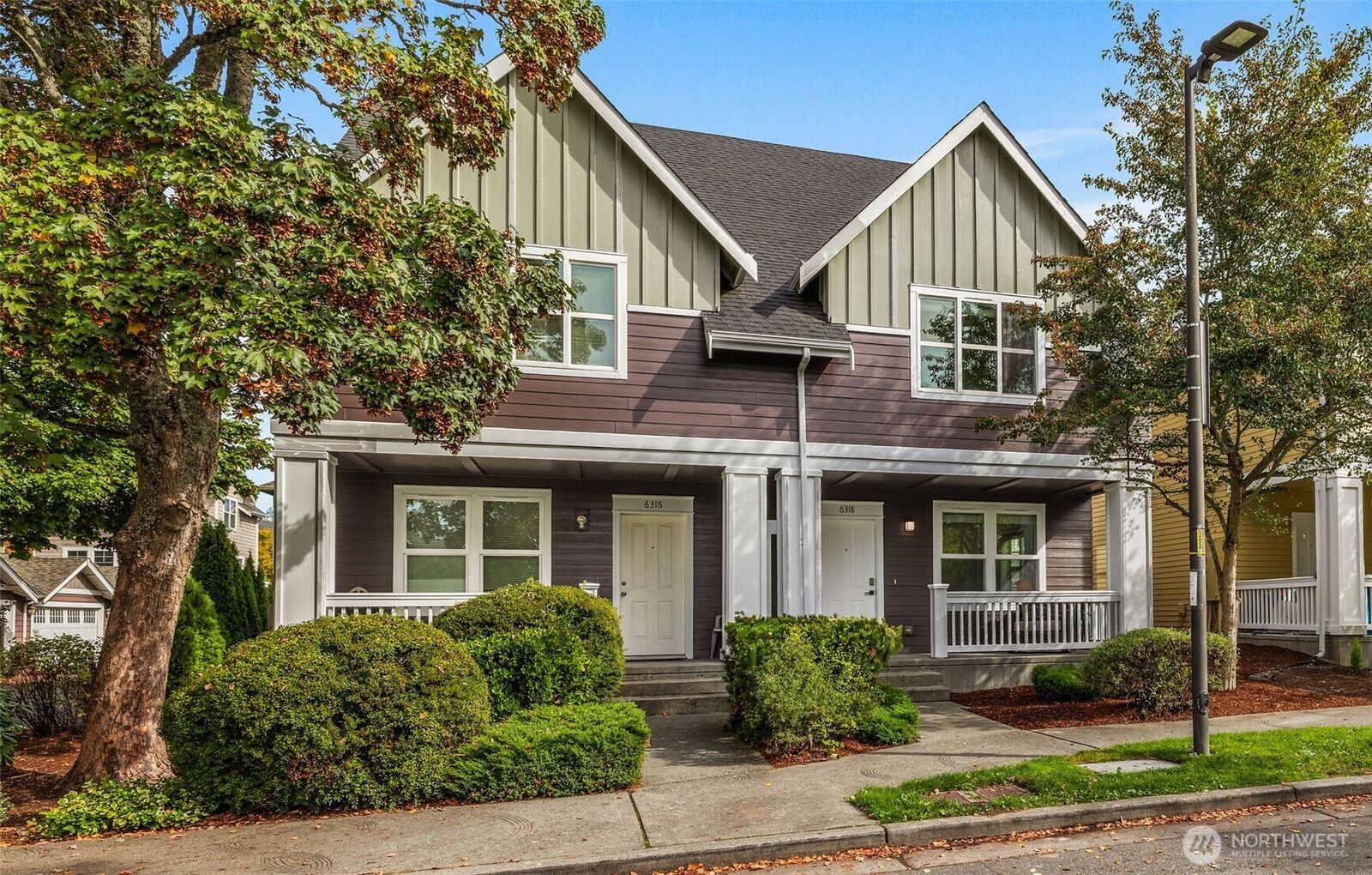 Property Photo:  6318 SW 31st Avenue  WA 98126 