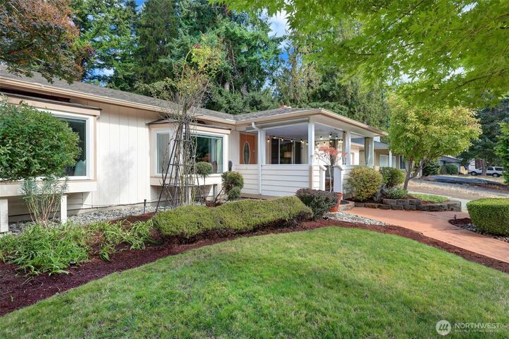 Property Photo:  10442 NE 142nd Street  WA 98034 