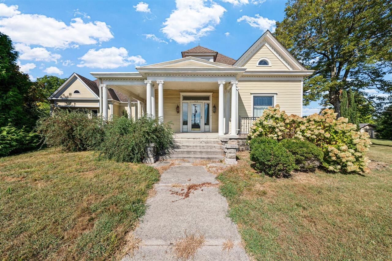 Property Photo:  419 N Main Street  KY 42134 