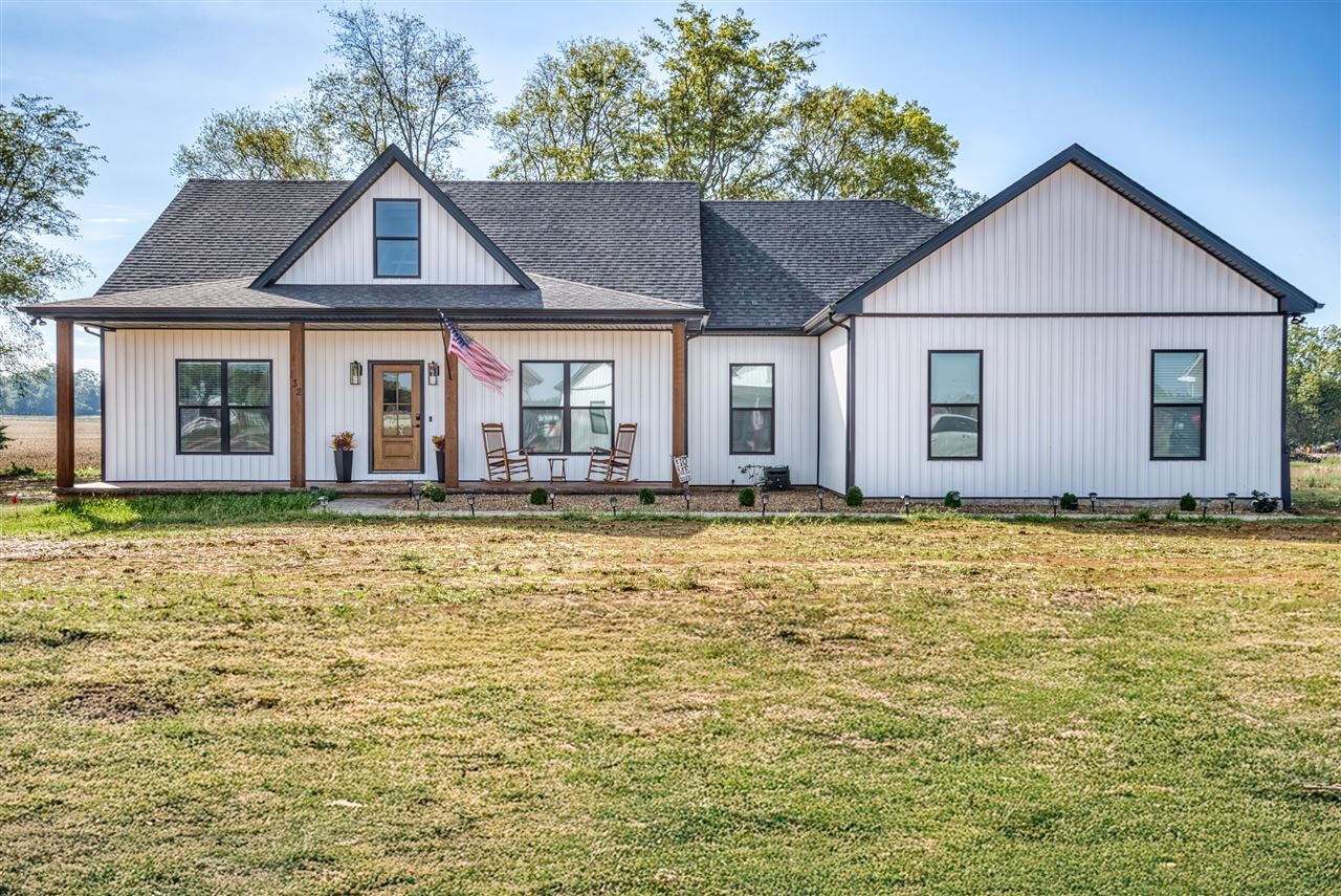 Property Photo:  132 McCutchen Court  KY 42206 