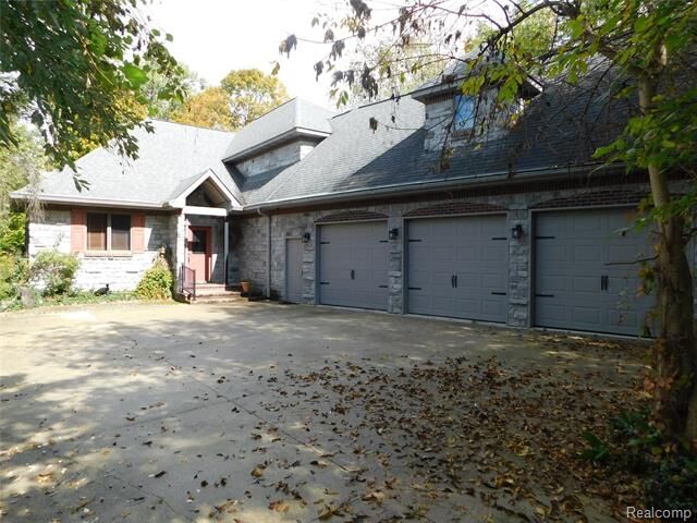 2215 Lily Court  Davison MI 48423 photo