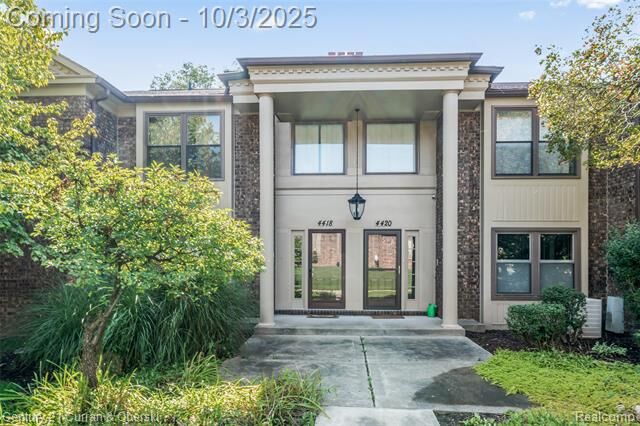 Property Photo: 4418 Knightsbridge Lane 3 MI 48323
