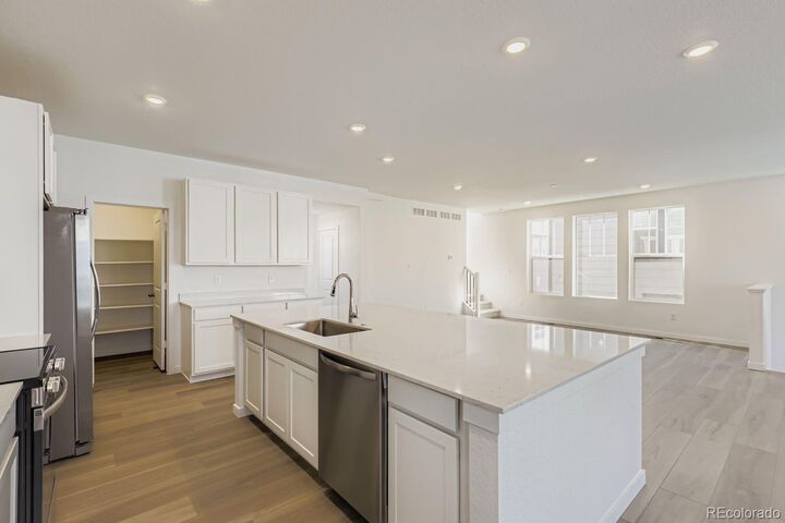 Property Photo:  6816 E 149th Avenue  CO 80602 