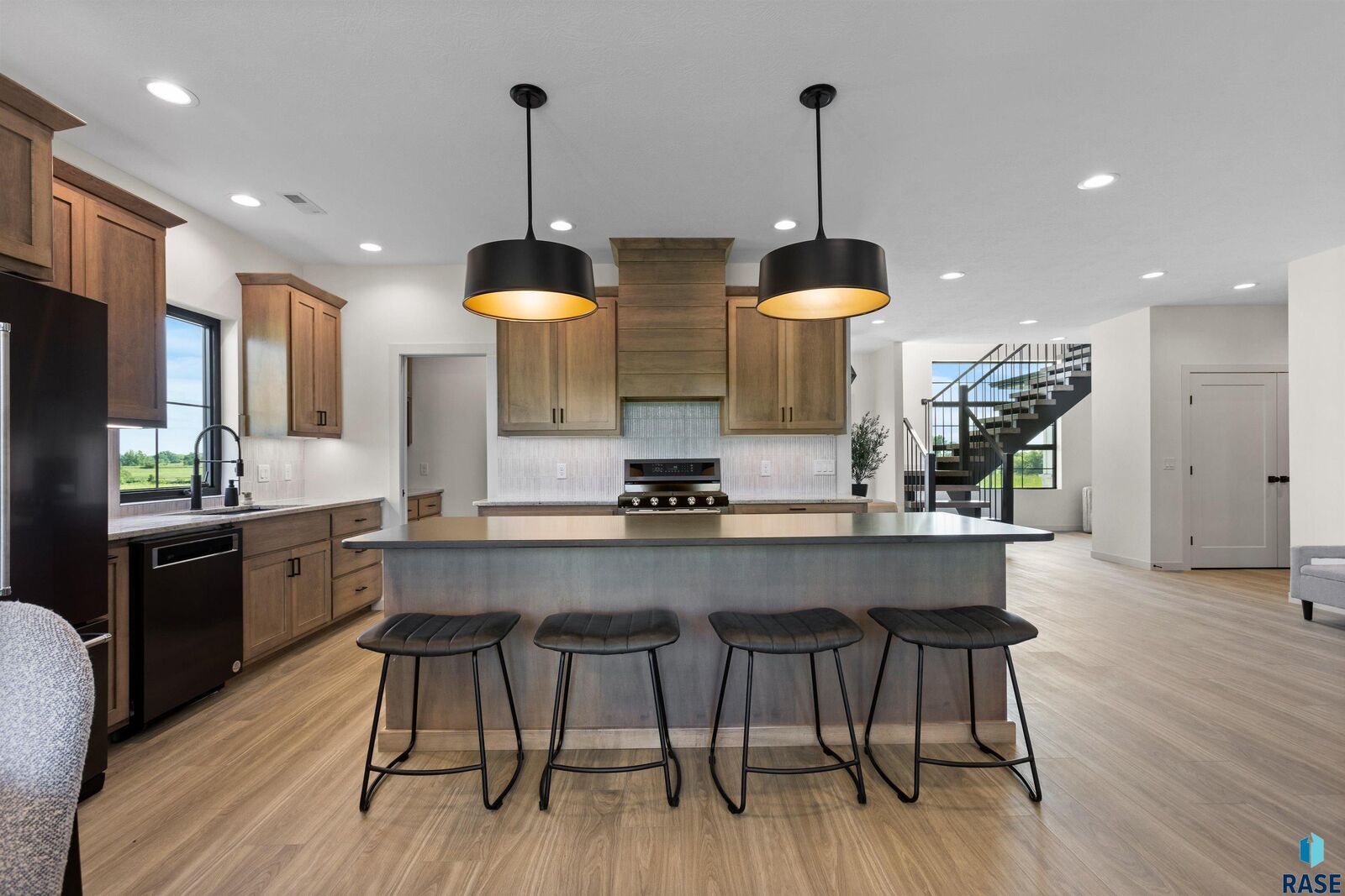 Property Photo:  507 Mill Pond Rd  IA 51246 