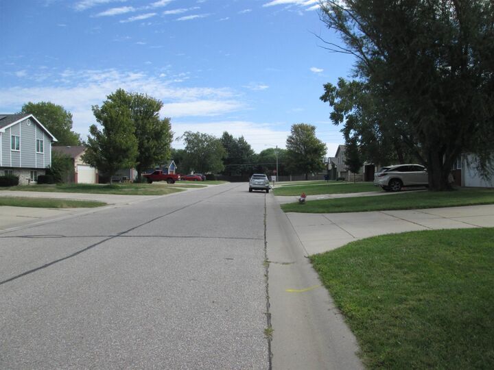 Property Photo: 10905 W Stafford St KS 67209