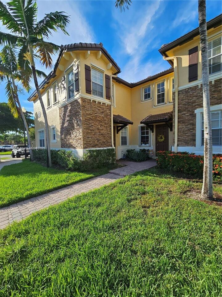 Property Photo:  9153 SW 227th St 1  FL 33190 