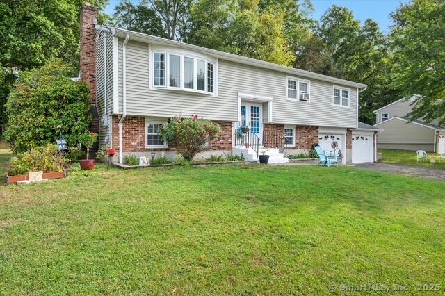 Property Photo: 77 Oxbow Lane CT 06516