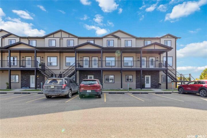 103 Klassen Crescent 108  Saskatoon SK S7R 0J2 photo