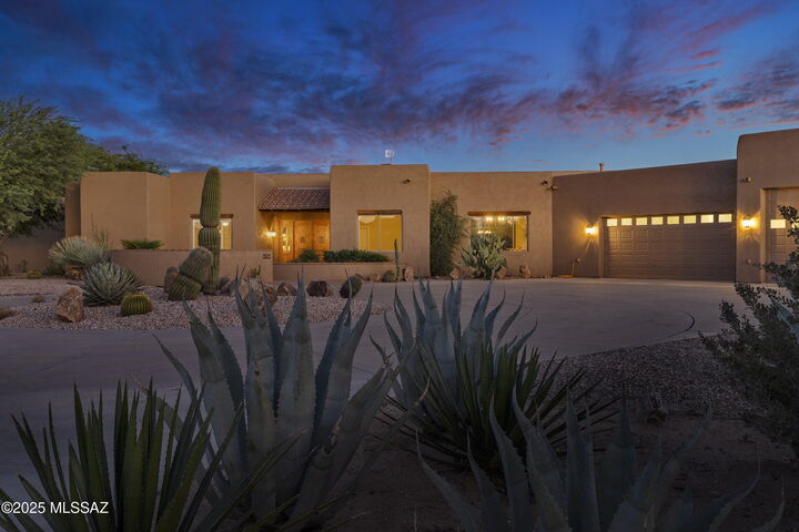 1751 W Sunkist Place  Oro Valley AZ 85755 photo