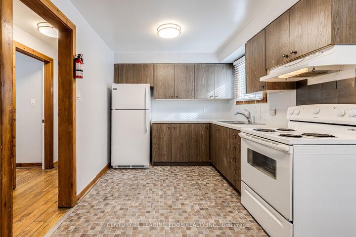 Photo de la propriété:  796 Midland Avenue 1  ON M1K 4E7 