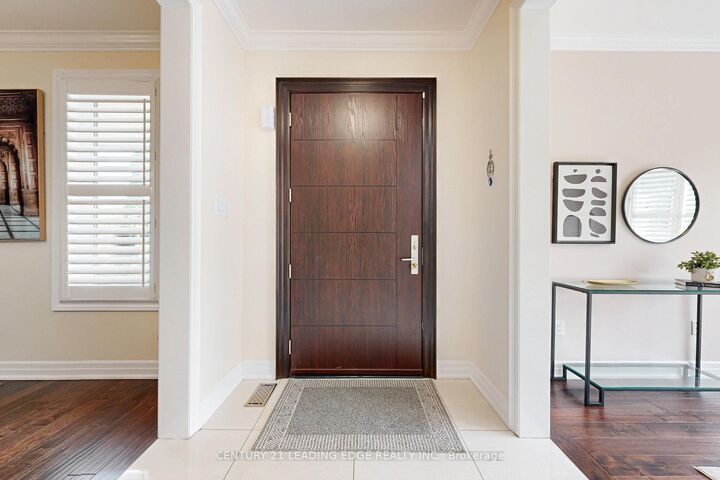 Property Photo:  5750 Churchill Meadows Boulevard  ON L5M 7A5 