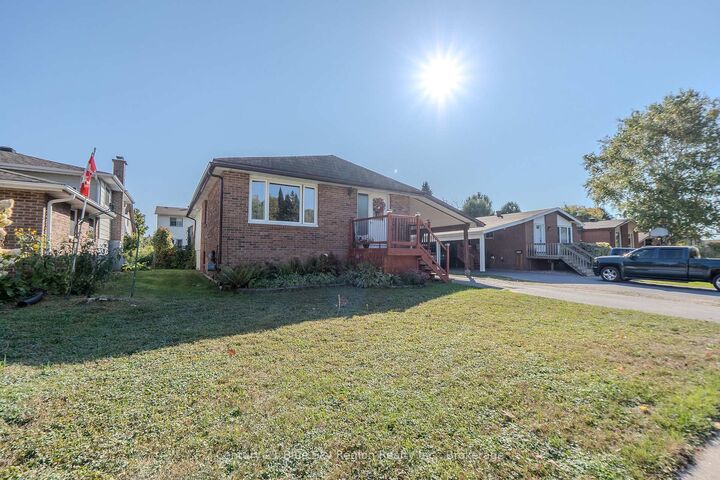 Property Photo: 340 Cartier Street ON P1B 8N5