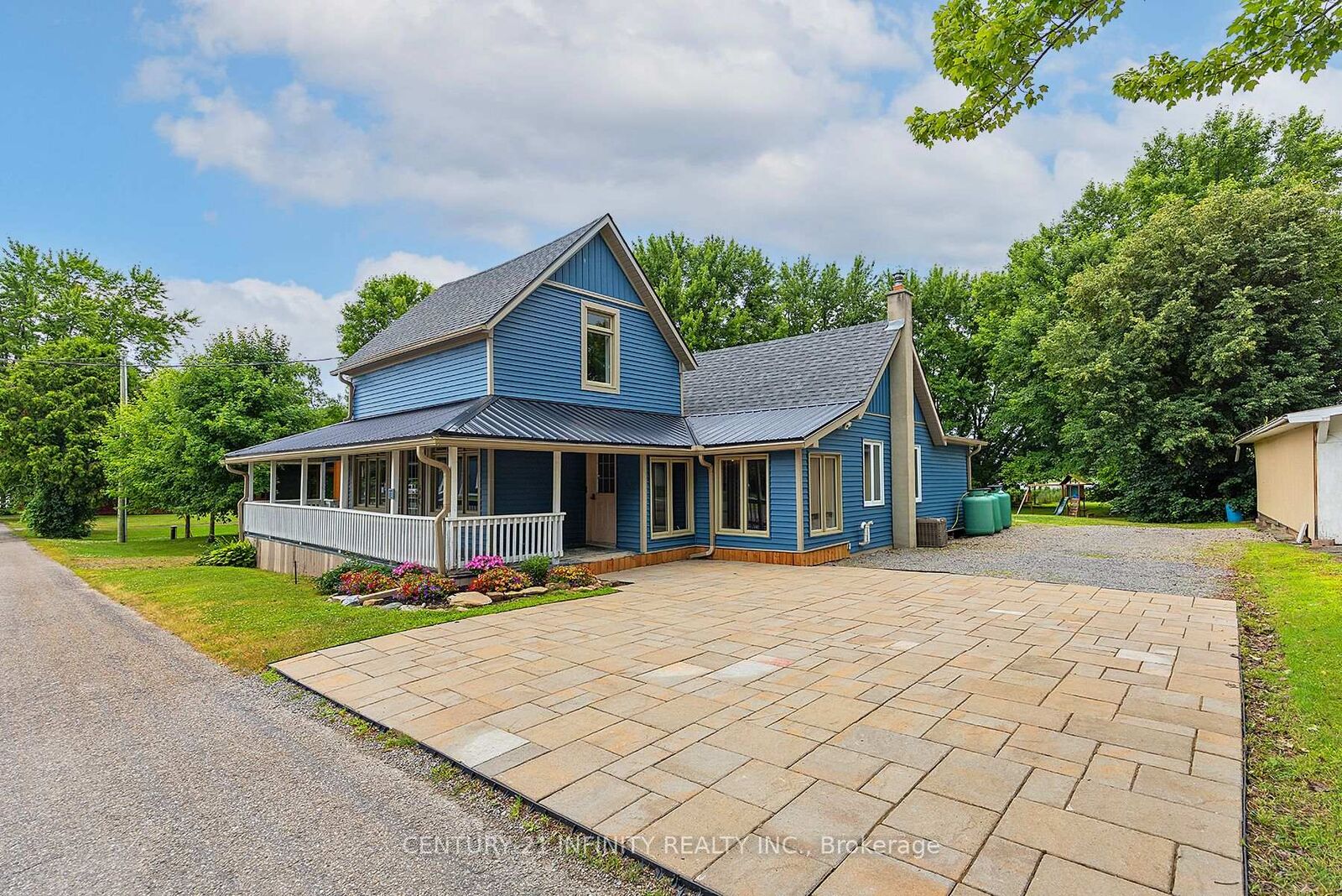 Property Photo:  11 Campbell Street  ON K0G 1V0 