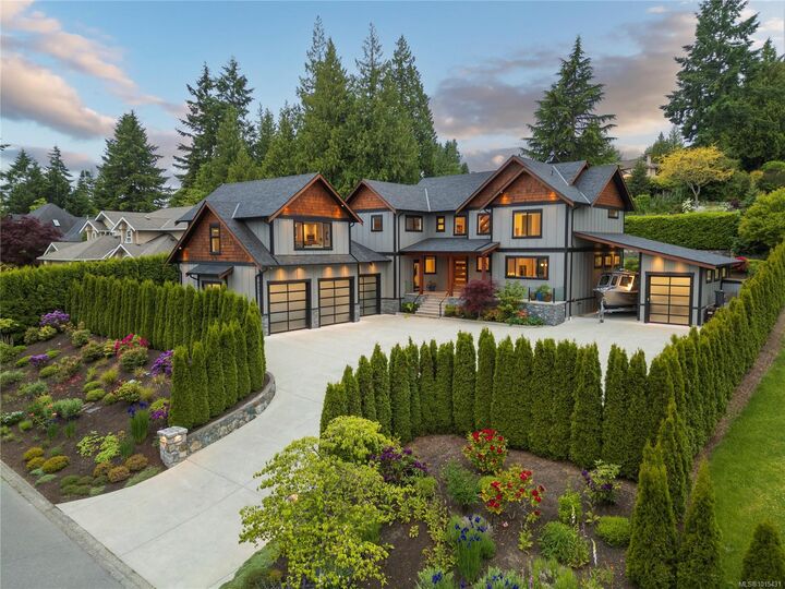 8660 Richland Pl  North Saanich BC V8L 5E3 photo