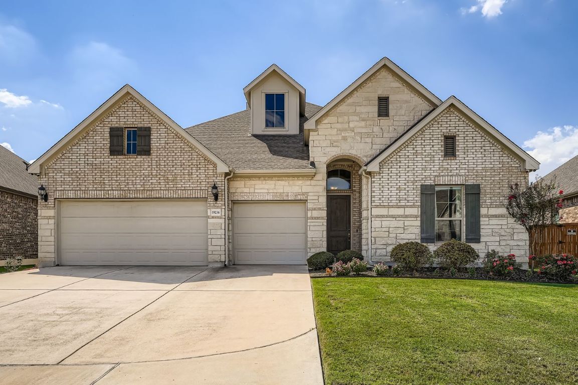 Property Photo:  19236 Burrowbridge Road  TX 78660
