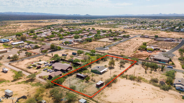 Property Photo:  22810 W Roadrunner Lane  AZ 85332 