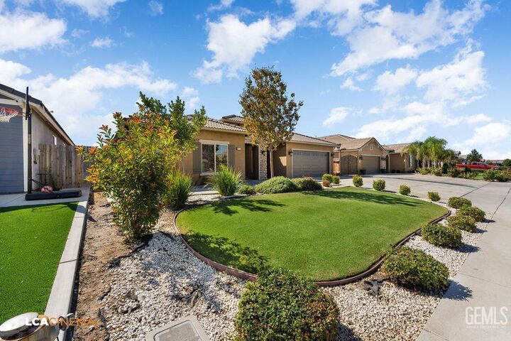Property Photo: 9713 Blountsville Drive CA 93311