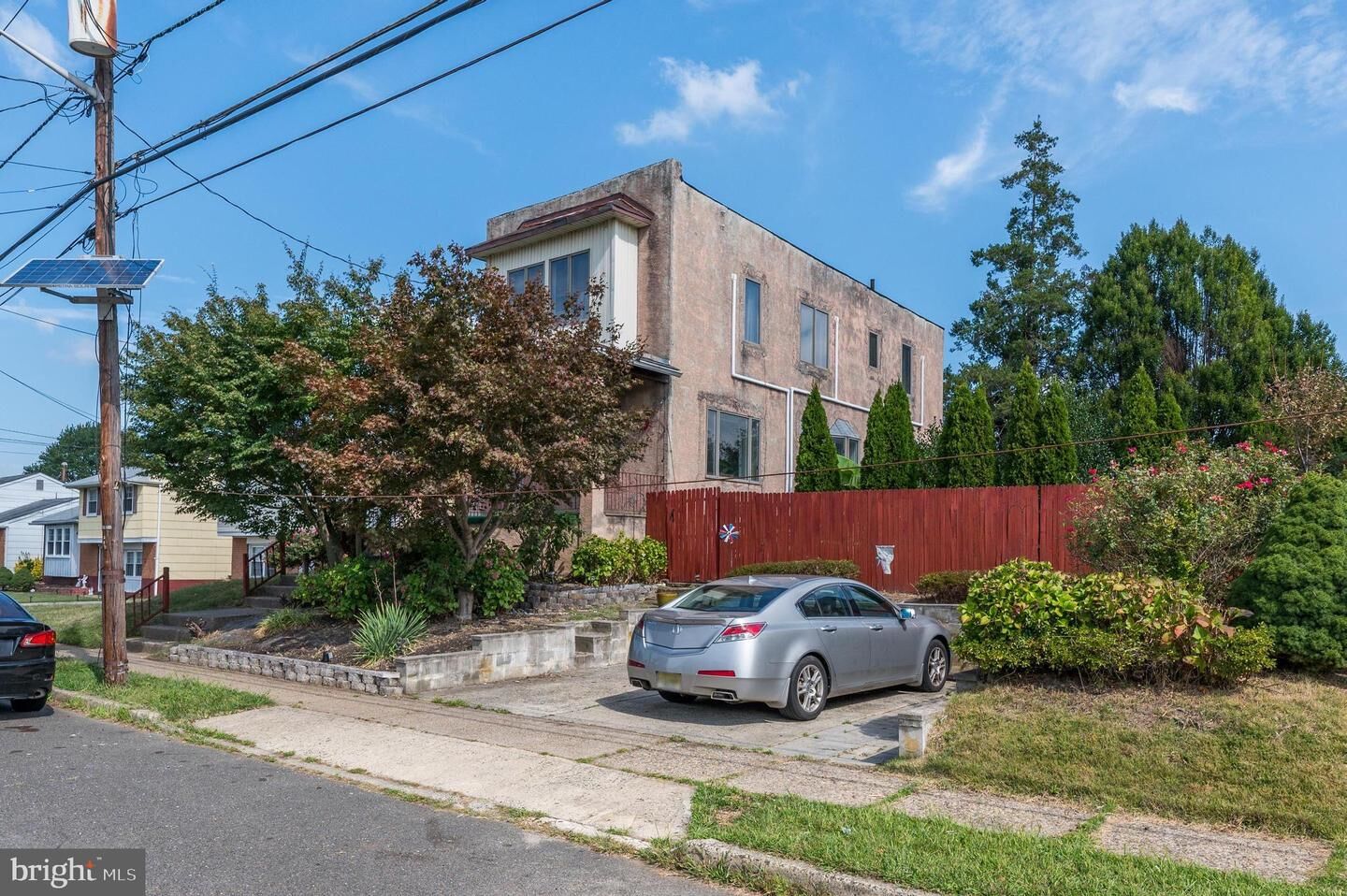 Property Photo:  5313 Royal Avenue  NJ 08109
