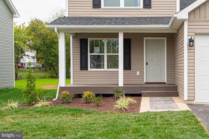 Property Photo: 713 Ross St VA 22601