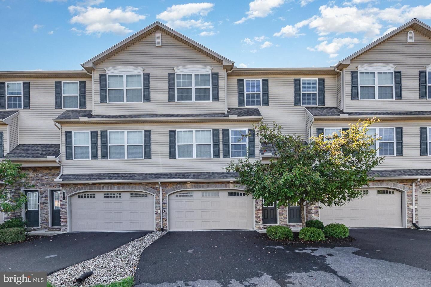 Property Photo:  134 Old Schoolhouse Lane  PA 17055 