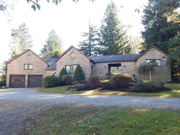 Property Photo: 1452 Bucktail Rd PA 15857