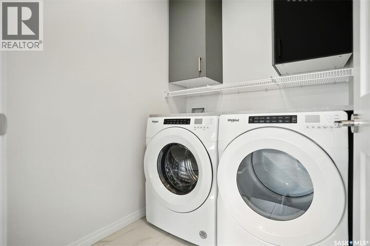 Property Photo: 127 Taube Avenue SK S7V 0W1