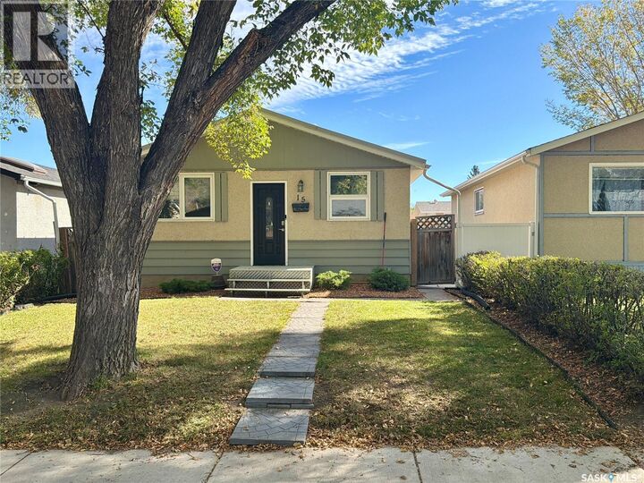 15 Marshall Crescent  Regina SK S4R 4Y8 photo
