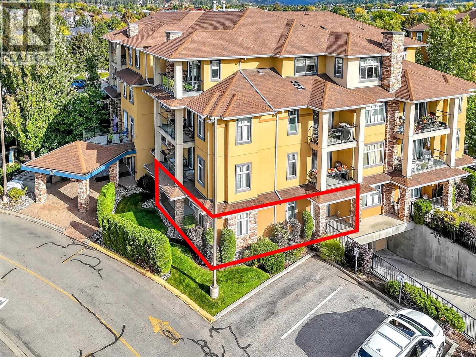 Property Photo: 305 Whitman Road 102 BC V1V 2P3