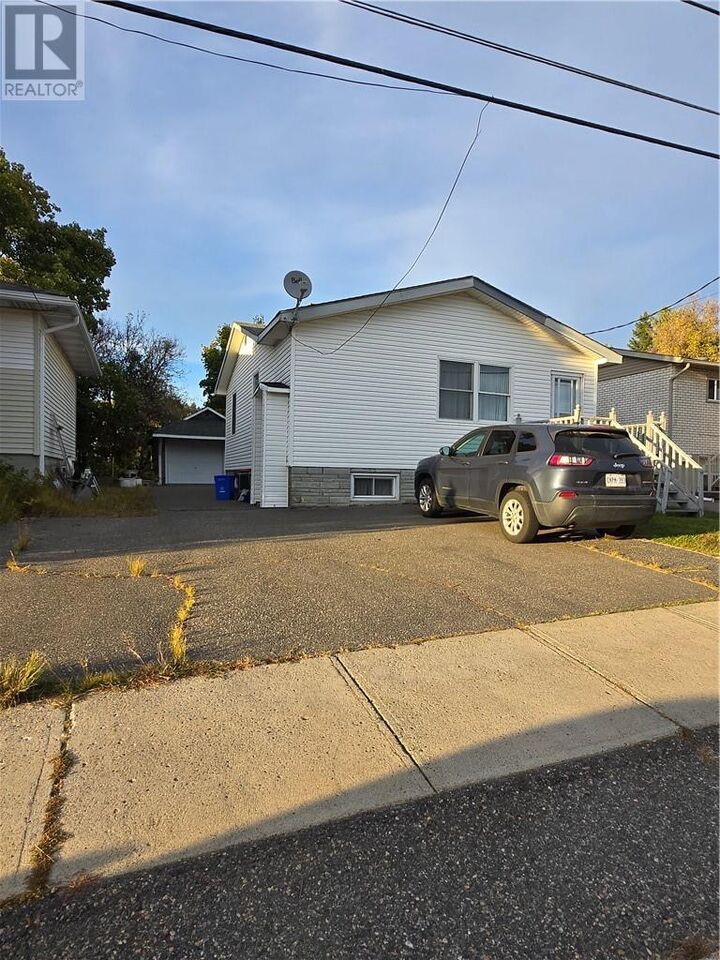 Property Photo: 464 McKim ON P3C 2L6