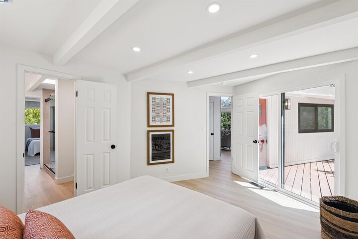 Property Photo:  723 Redwood Rd  CA 94960 